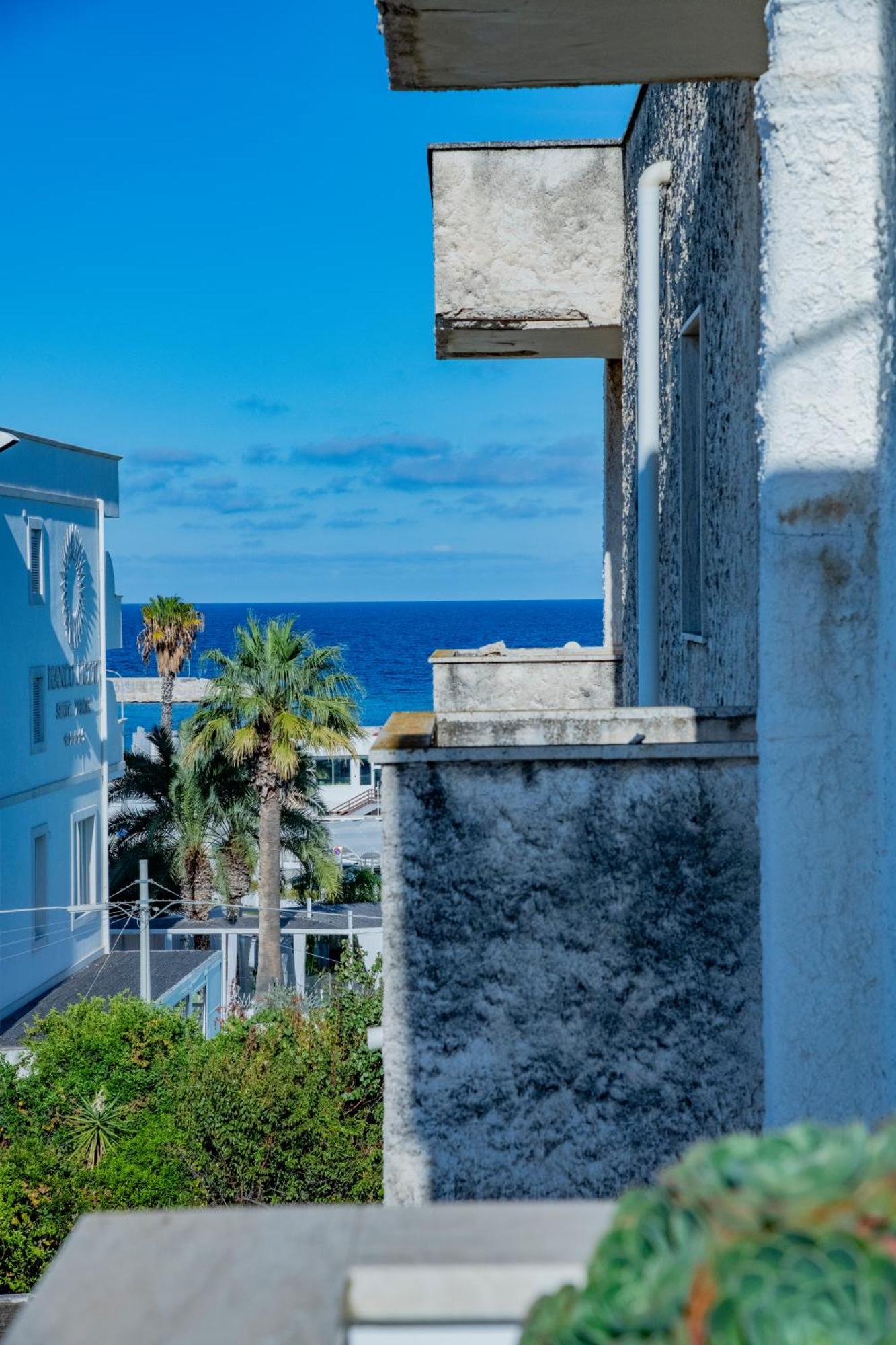 Goccia Bianca - Gocce Sul Mare